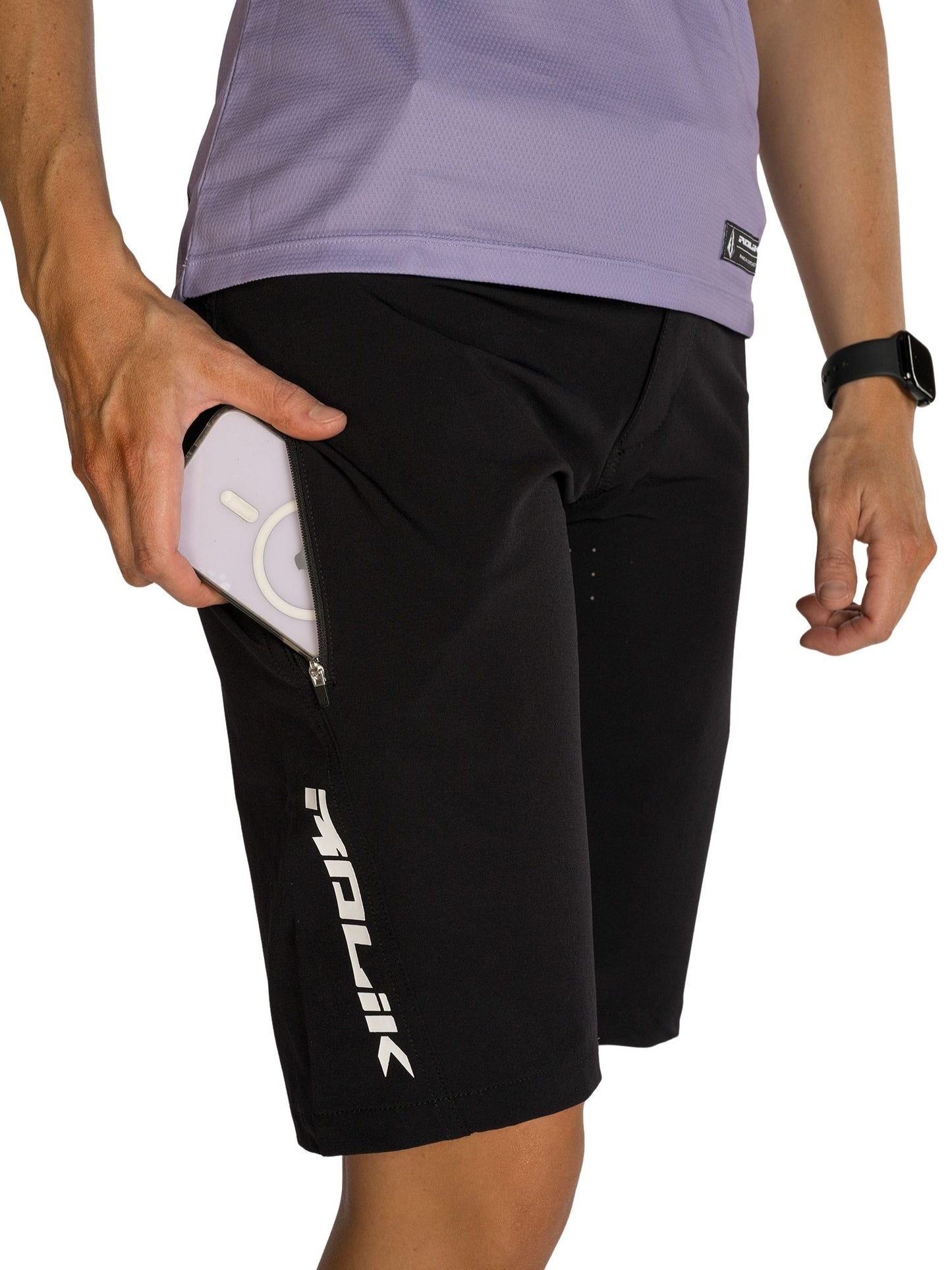 WOMENS FLYER SHORTS | BLACK