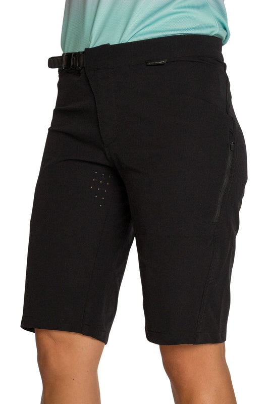 WOMENS FLYER SHORTS | BLACK